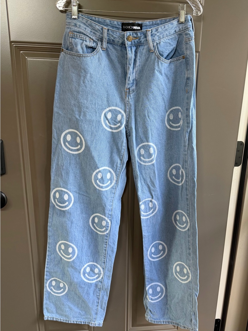 Fashion Nova Light Blue Jeans with White Smiley Face Print, Size 7